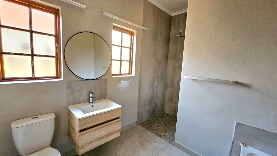 To Let 3 Bedroom Property for Rent in Meerhof North West